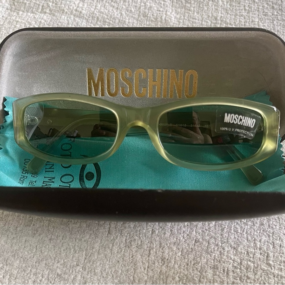 Authentic Vintage Original Moschino Couture M3601-S.